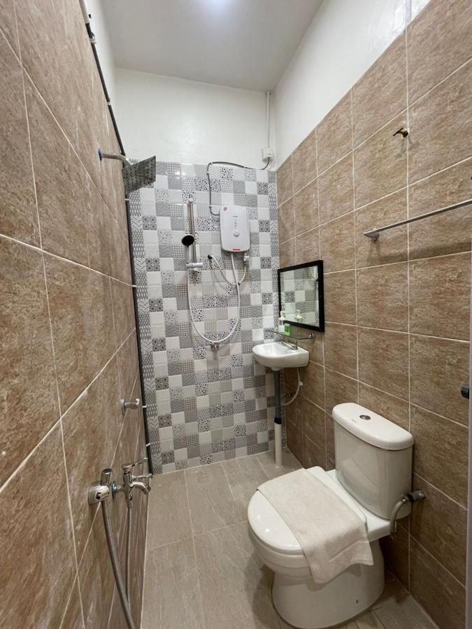 The Serai Cottage Transit Hotel กัมปงกองบาดัค ภายนอก รูปภาพ