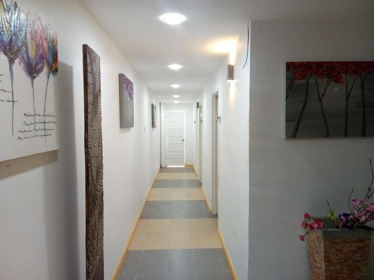 The Serai Cottage Transit Hotel กัมปงกองบาดัค ภายนอก รูปภาพ