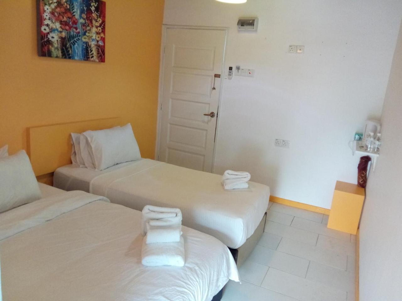 The Serai Cottage Transit Hotel กัมปงกองบาดัค ภายนอก รูปภาพ